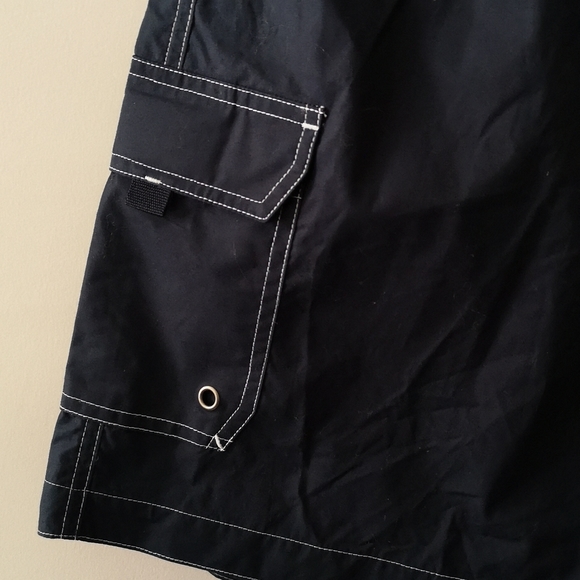 Men's XL Ivy Crew Swim Shorts, Red White & Navy Blue, Embroidered Logo, Pockets - Picture 2 of 6